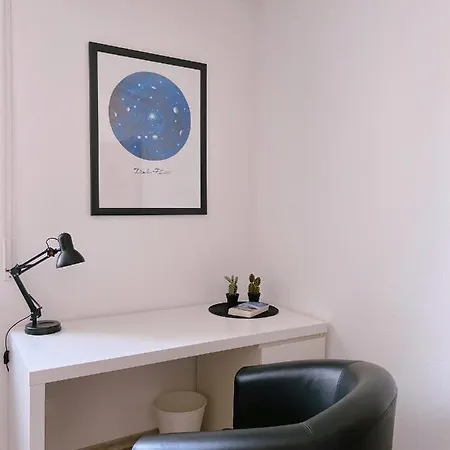 Cozy In Historical Alt-lobeda Near Uni-klinik Apartament *