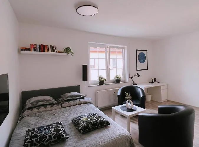 Cozy In Historical Alt-lobeda Near Uni-klinik Apartmán Jena